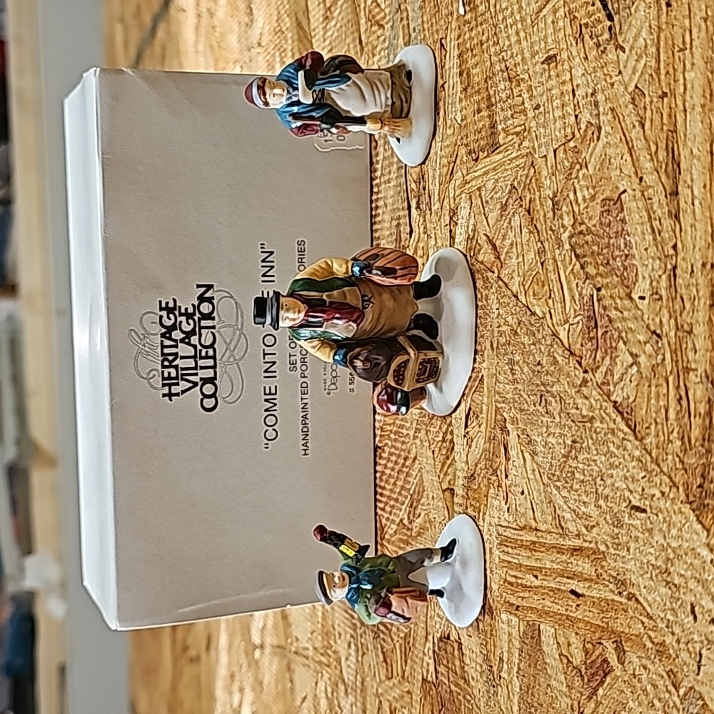 Department 56 Heritage village collection come into the inn